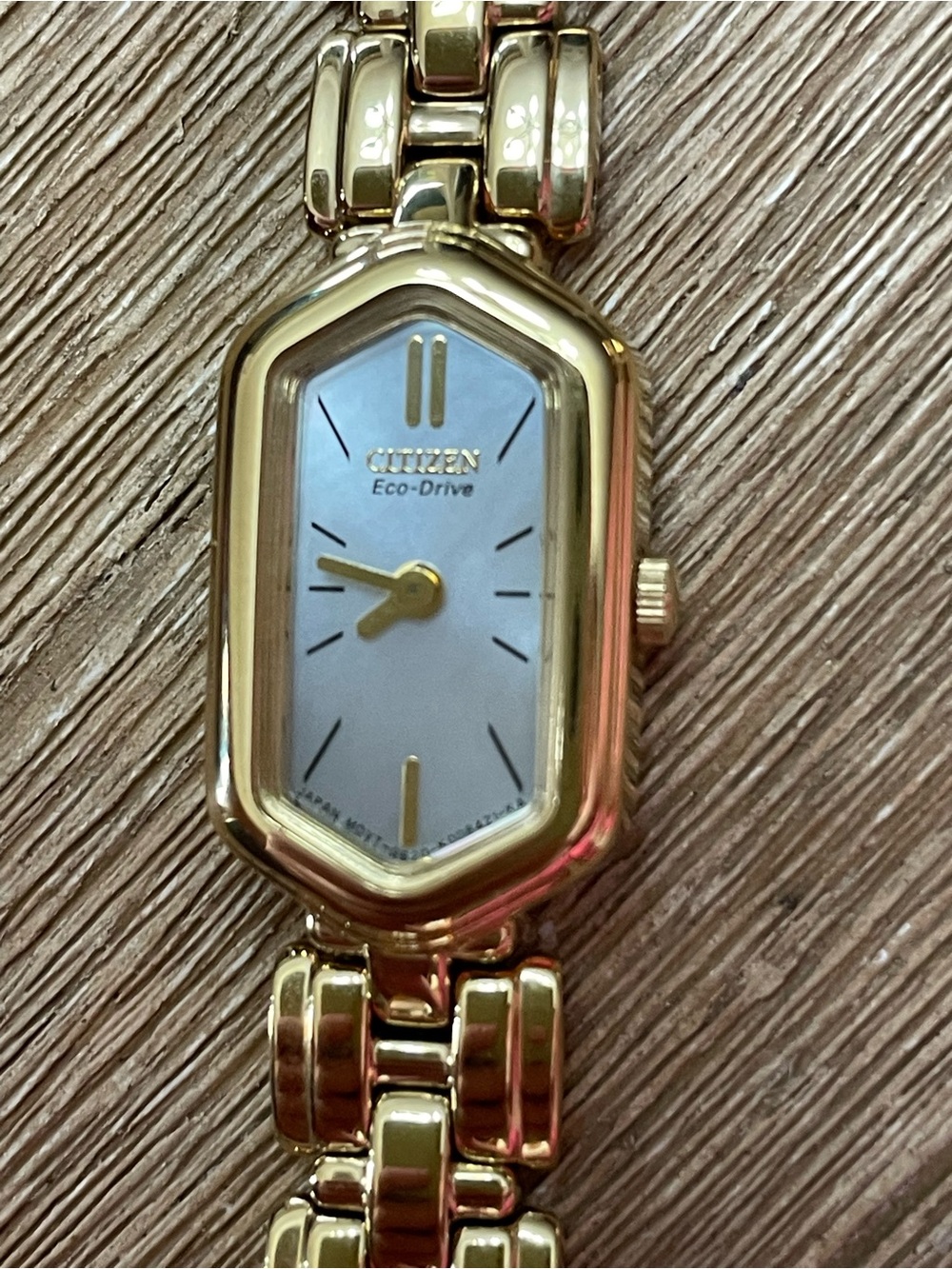 Citizen Eco-Drive Women's Gold Tone Bracelet Watch - Picture 3 of 9